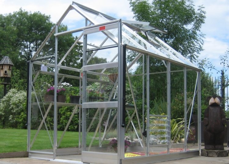 Greenhouse designed with tomato growers in mind.