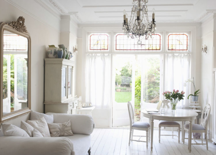 Elegant and light living room