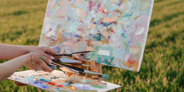 Life of the artist in the nature