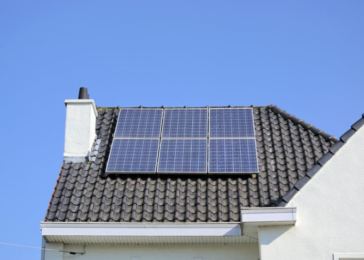 Roof solar panels setup
